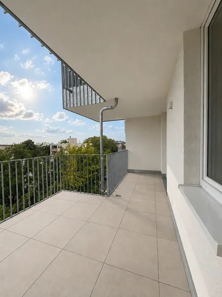 3-Zimmerwohnung mit Einbauküche * Süd-West-Balkon * 4.OG * hell * im ruhigen, grünen Spandau — photo 1